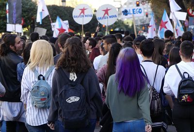 17-11-16 ManiFolgaEstudantilVigo11.JPG